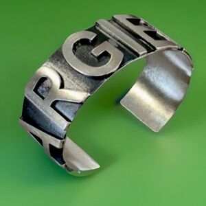 Maison MARGIELA 🪩 Limited Edition cuff bracelet MM6 embossed chic af NWOT! Rare!